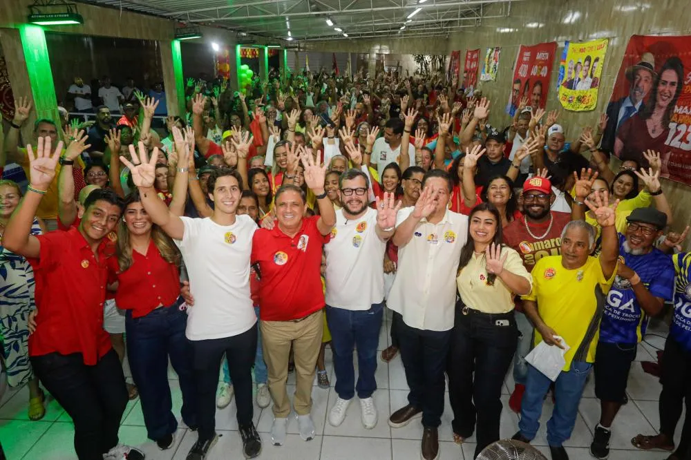 SAULO HOLANDA REÚNE GRUPO E APRESENTA CHAPA COMPLETA PARA ELEIÇÃO DE DOMINGO 