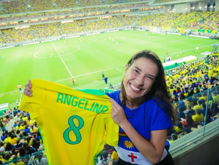 RAQUEL ACOMPANHA JOGO DA SELEÇÃO E DESTACA INVESTIMENTOS NA ARENA 
